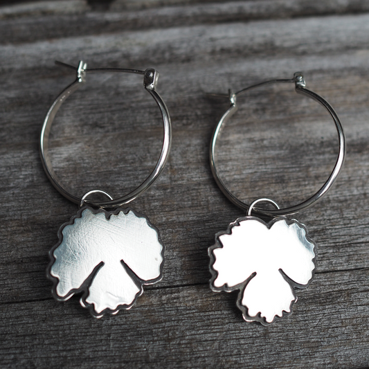 vanilla leaf charm hoop earrings