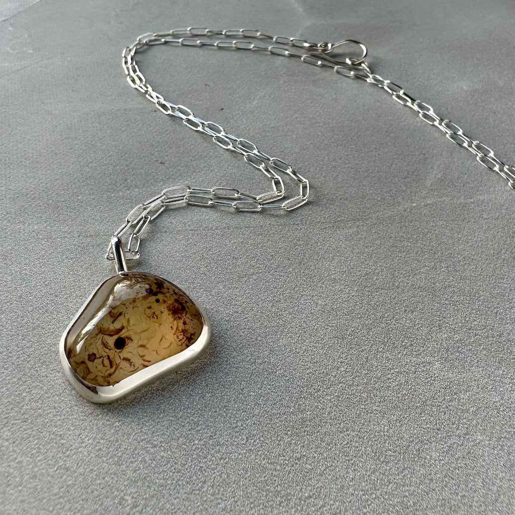 pnw river agate necklace