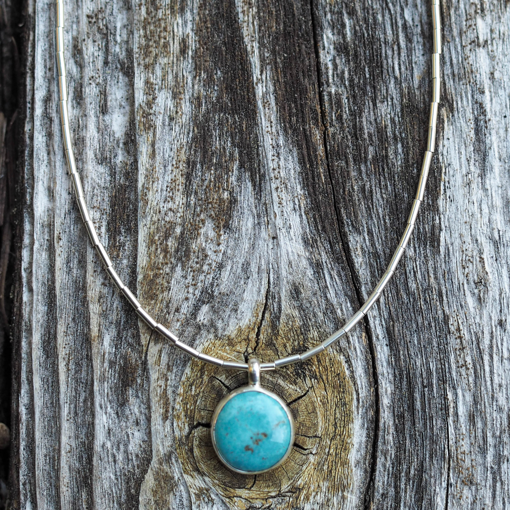 slinky beaded turquoise necklace #1